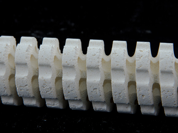 Mountain Tree Lotus Root Bacteria House III Small